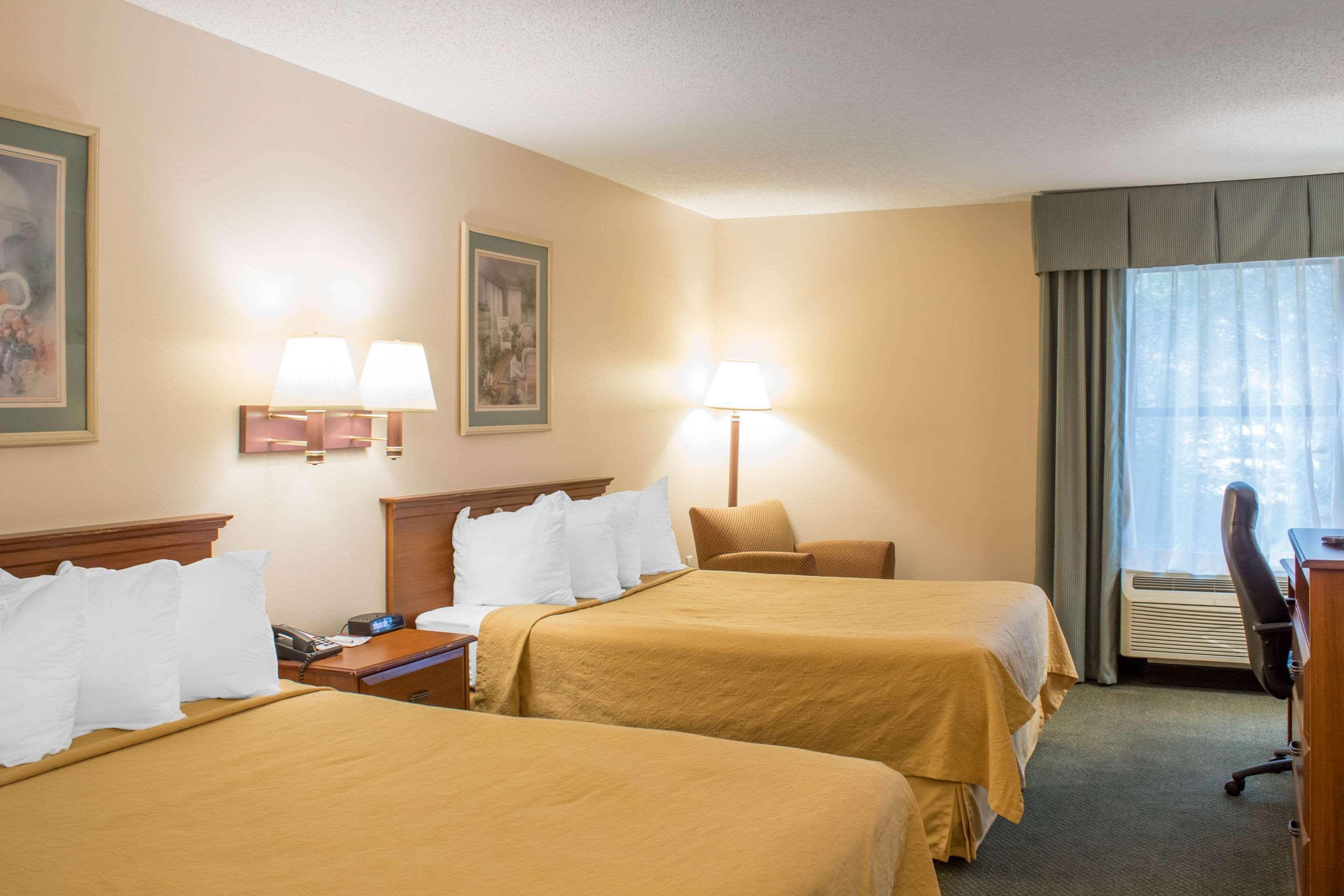 Econo Lodge Raleigh